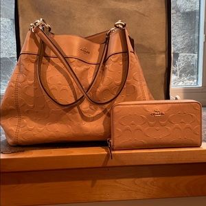 Coach Blush Hobo & Matching Wallet